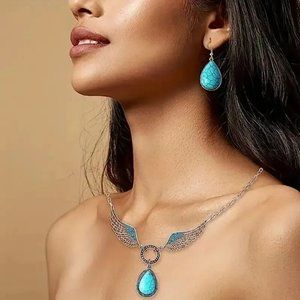 Turquoise Stone Water Drop Necklace & Earring Set